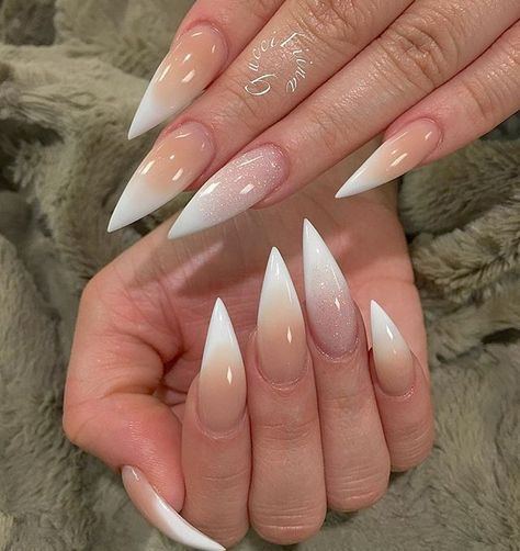 @staaaarshineeee Gel Nails Long, Nails Yellow, Stiletto Nail Art, Nails Stiletto, Claw Nails, Stiletto Nails Designs, Nails Polish, Glam Nails, Hot Nails