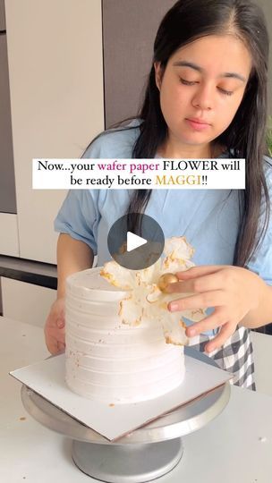 Rice Paper Cake Decorations, Forrest Frank, Connor Price, Torte Recepti, Baking Secrets, Wafer Paper Flowers, Cake Classes, Fondant Flowers, Cake Pictures