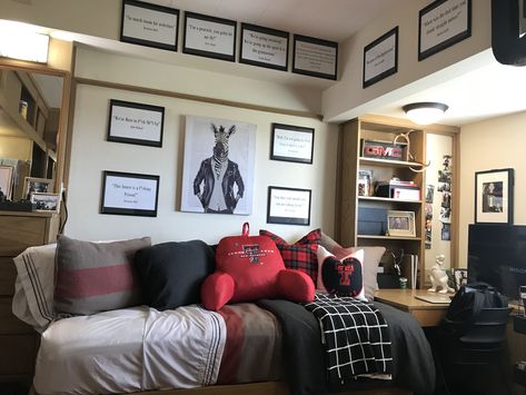 Texas Tech Murdough Dorm Texas Tech Dorm Room, Dorm Room Tour, Guy Dorm, Guy Dorm Rooms, Dorm Room Organization Diy, Dorm Room Necessities, Boys Dorm Room, Dorm Stuff, Pink Dorm