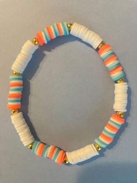 Make Clay Beads, Clay Bead Necklace, Beaded Braclets, Cute Friendship Bracelets, Preppy Bracelets, Homemade Bracelets, Cute Bracelet, Bracelet Craft Diy, Diy Friendship Bracelets Patterns