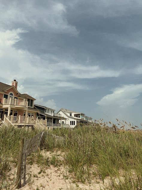 Old Beach House Aesthetic, Coastal Gramma, Harlow James, Old Beach House, Beach House Aesthetic, Edisto Beach, England Summer, Coastal Aesthetic, Coastal Grandmother