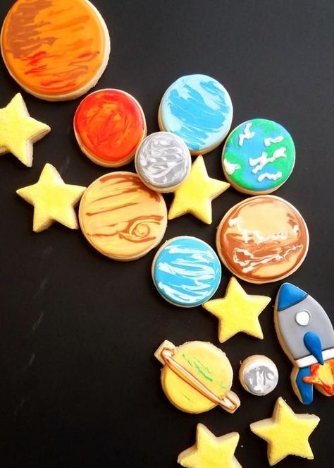 Solar System Cookies, Solar System Cake, Solar System Projects For Kids, Astronaut Party, Outer Space Birthday, Space Birthday Party, Space Party, Space Birthday, Star Wars Party