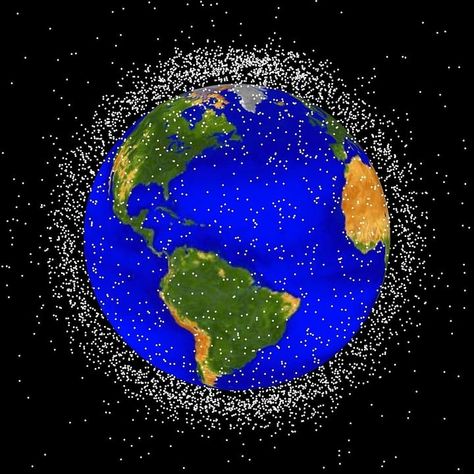 See All Live Satellites Orbiting the Earth Online!  Read more - https://thetechjournal.com/space/satellite-maps-live-orbiting-earth.xhtml Starlink Satellite, Space Debris, Space Junk, Earth Orbit, Space Program, We Are The World, Sistema Solar, To Infinity And Beyond, Space Science