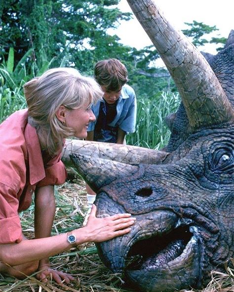 Ariana Richards, Ellie Sattler, Jurassic Movies, Jurassic Park Film, Jurassic Park 1993, Jurassic Park Movie, Jurrasic Park, Outdoor Screens, Michael Crichton