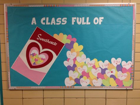 "A Class Full of Sweethearts" -Valentine's Day Bulletin Board Valentines Day Bulletin Board Ideas, February Bulletin Board Ideas, Toddler Bulletin Boards, February Bulletin Boards, Valentine Bulletin Boards, Preschool Valentine Crafts, College Bulletin Boards, Valentines Day Bulletin Board, February Classroom