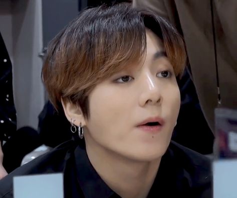 #Jungkook #JK #BTS #funny Jungkook Sassy Face, Funny Angry Face, Bts Funny Faces, Jk Funny Faces, Angry Pictures, Boring Face, Annoyed Face, Jungkook Gif, Funny Face Photo