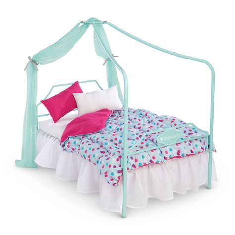 The Canopy Bed and Bedding Set is a Truly Me accessory released in 2016. Retail cost is $80. American Girl Beds, Girls Canopy, American Girl House, Girls Bed Canopy, American Girl Doll Bed, American Girl Doll Room, Galaxy Room, American Girl Doll Sets, American Girl Furniture