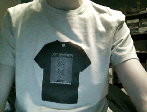 Joy Division Shirt, Comic Face, Silly Shirt, Funky Shirts, Joy Division, Weird Shirts, Face Photo, White T, Funny Shirts