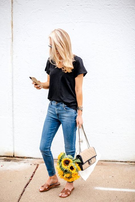 Black Tees, Virtual Wardrobe, Dallas Fashion, Outfit Chic, Paris Mode, Simple Outfit, Summer Inspo, Looks Street Style, Fashion Lady