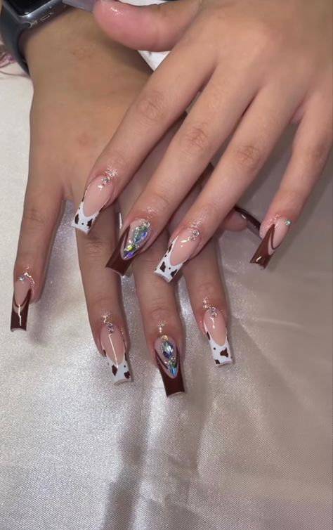 Vaquera Nails Short, Short Cowgirl Nails, Jaripeo Nails, Cowgirl Theme Nails, Western Short Nails, Brown Western Nails, Long Aesthetic Nails, Nail Ideas Country, Nails Vaqueras