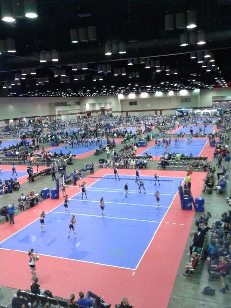 Volleyball tournament this past weekend!!! It was double of what you see!!@Volleygirl 16 Volleyball Tournament Aesthetic, Libero Volleyball Aesthetic, Tournament Aesthetic, Volleyball Nationals, Volleyball Vibes, Libero Volleyball, Volleyball Aesthetic, Club Volleyball, Volleyball Life