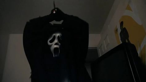 Ghostface Laptop Wallpaper, Scream Pc Wallpaper, Scream Laptop Wallpaper, Scary Wallpaper Pc, Ghostface Wallpaper Laptop, Scream Wallpapers Laptop, Horror Laptop Wallpaper, Horror Wallpaper Pc, Ghost Face Banner