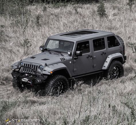 Matte gray future jeep Jeep Sahara Unlimited, 97 Jeep Wrangler, Gray Jeep, Jeep Sahara, Badass Jeep, Jeep Photos, Custom Jeep Wrangler, Lifted Jeep, Dream Cars Jeep