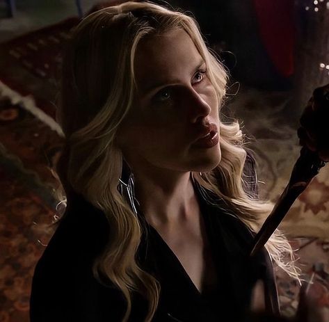 Claire Holt The Originals, The Originals Rebekah, Vampire Diaries Outfits, Rebekah Mikaelson, Sabrina Spellman, Claire Holt, Funny Study Quotes, Hope Mikaelson, Klaus Mikaelson