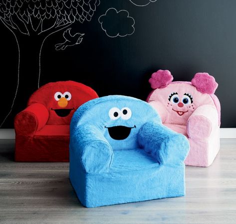 Sesame Street Playroom, Sesame Street Toddler Room, Elmo Bedroom Ideas Toddlers, Sesame Street Room Decor, Elmo Room Ideas Bedrooms, Sesame Street Bedroom Ideas, Sesame Street Room Ideas, Cookie Monster Nursery, Elmo Bedroom