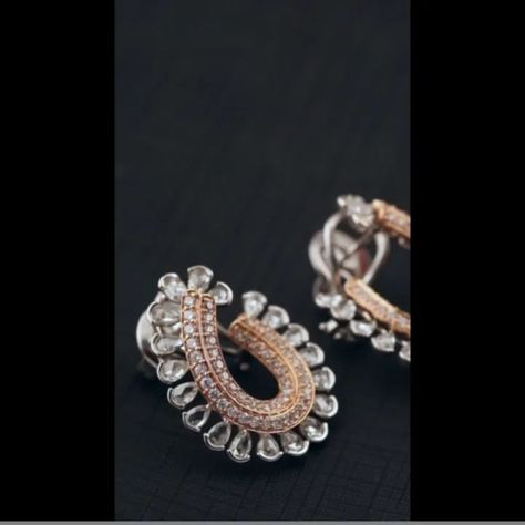 Studio rêves on Instagram: “Studio Rêves Rosecut Diamond Studs in 18 karat Gold. #grand #studioreves #infiniteinspiration #rosecuts #diamond #whitediamonds #natural…” Expensive Jewellery, Diamond Bracelet Design, Bracelet Design, Expensive Jewelry, Rose Cut Diamond, Diamond Studs, Bracelet Designs, Diamond Bracelet, Ear Cuff