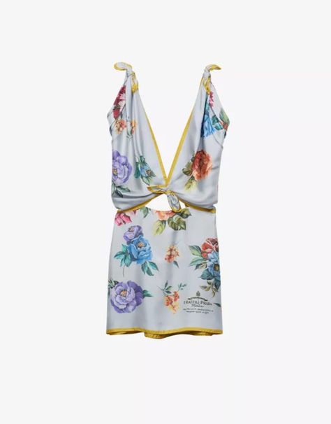 Natalie Portman's Silk Mini Dress Is Basically One Big Floral Scarf Kitsch Outfit, Prada Summer, Archive Logo, Prada Mini, Red Carpets, City Dress, Silk Mini Dress, Van Cleef Arpels, Summer Beach Wear