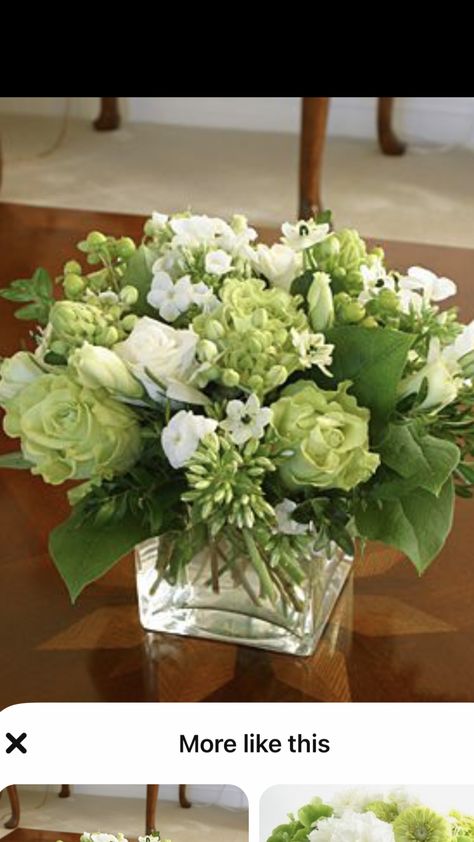 Spring Flower Arrangements Centerpieces, Spring Wedding Centerpieces, White Flower Arrangements, Spring Flower Arrangements, Fresh Flowers Arrangements, Trendy Flowers, Deco Floral, Wedding Flower Arrangements, Table Flowers