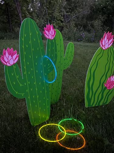 Diy Cactus Decorations, Cactus Ring Toss, Cactus Fiesta Party, Cactus Decor Diy, Fiesta Games For Kids, Diy Cactus Party Decorations, Cactus Birthday Party Ideas, Southwest Party Decor, Desert Party Decor