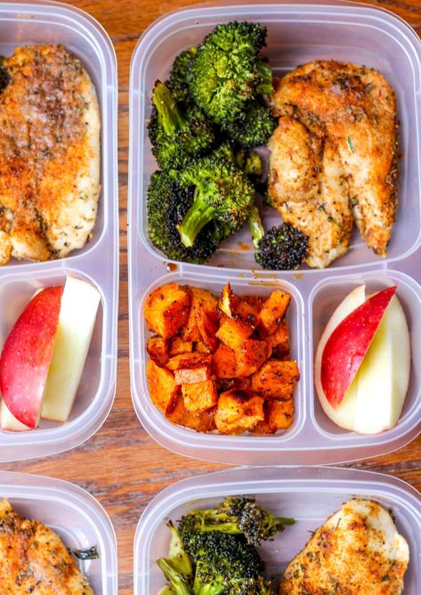 Meal Prep Lunch Bowls with Spicy Chicken, Roasted Lemon Broccoli, and Caramelized Sweet Potatoes - Ally's Cooking Lemon Broccoli, Easy Meal Prep Lunches, Lunch Bowls, Chicken Lemon, Meal Prep Lunch, Chicken Roasted, Prep Lunch, Low Carb Meal Prep, Lunch Bowl