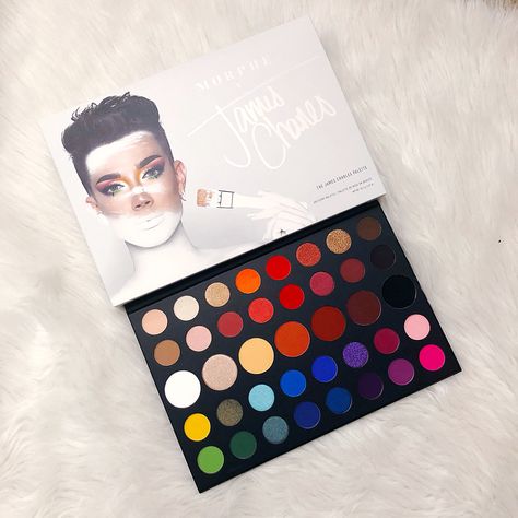 James Charles palette James Charles Makeup Palette, Art Eyeshadow, Eye Shadow Looks, James Charles Palette, Eyeshadow Step By Step, Watercolor Eyes, Trendy Eyeshadow, Morphe Makeup, Charles James