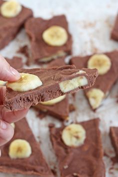 Chocolate Banana Frozen Yogurt Bark Frozen Yogurt Bark Healthy, Yogurt Bark Healthy, Bark Healthy, Ice Cream For Kids, Banana Frozen Yogurt, Banana Frozen, Frozen Yogurt Bark, Yogurt Bark, Fussy Eaters