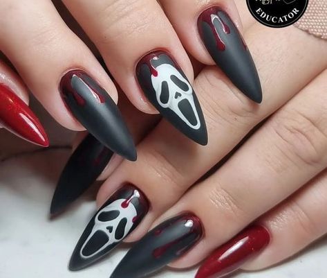 Black Ghostface Nails, Halloween Ghost Face Nails, Simple Ghost Face Nails, Easy Ghost Face Nails, Ghost Face Short Nails, Scream Mask Nails, Ghost Face Nail Art, Nail Ideas Halloween Easy, Ghostface Nails Short