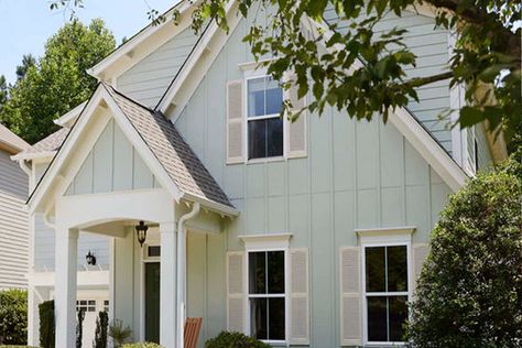 This cottage-style family home gets an outdoor overhaul with gray exterior paint from Clare. This light gray exterior paint is called Grayish, which has subtle green undertones. To complement the soft gray, the homeowner chose additional greens and neutrals for the home's details, like doors, trim and shutters. Best Exterior House Paint Colors, Light Gray Exterior, Gray Exterior Paint, Exterior House Paint Colors, Greens And Neutrals, Best Exterior House Paint, House Paint Colors, Exterior Gray Paint, Exterior House Paint