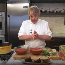 How to Make Tomato Sauce / Marinara Sauce 1 Marinara Recipes, Make Marinara Sauce, Chef Jean Pierre, Make Tomato Sauce, How To Make Tomato Sauce, Marinara Recipe, Basil Olive Oil, Gravy Sauce, Tomato Sauce Recipe