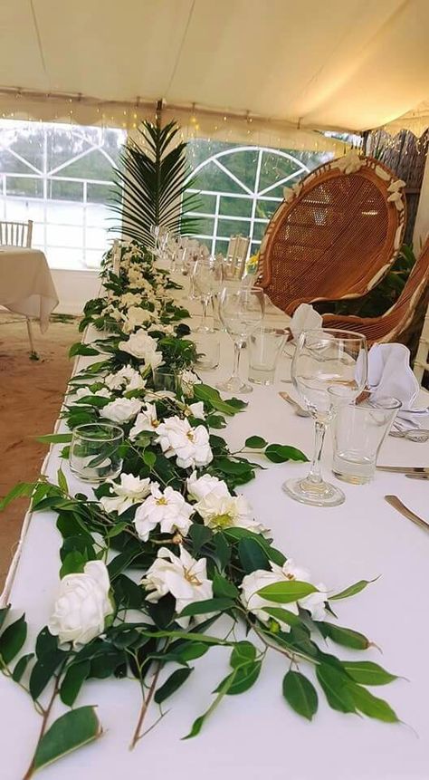 Nautilus Resort Rarotonga - reception beach marque head table setting Cook Island Wedding, Rarotonga Wedding, Fiji Wedding, Wedding Moodboard, Wedding Green, Wedding Reception Venues, Head Table, Island Wedding, Wedding Mood Board