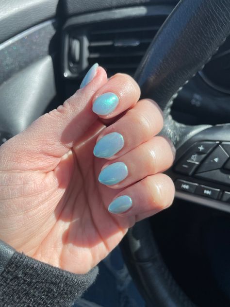 Iridescent Nails Blue, Light Blue Iridescent Nails, Light Blue Pearl Nails, Blue Iridescent Nails, European Nails, Nails Europe, Iridescent Nails, Nails Pretty, Nails Blue