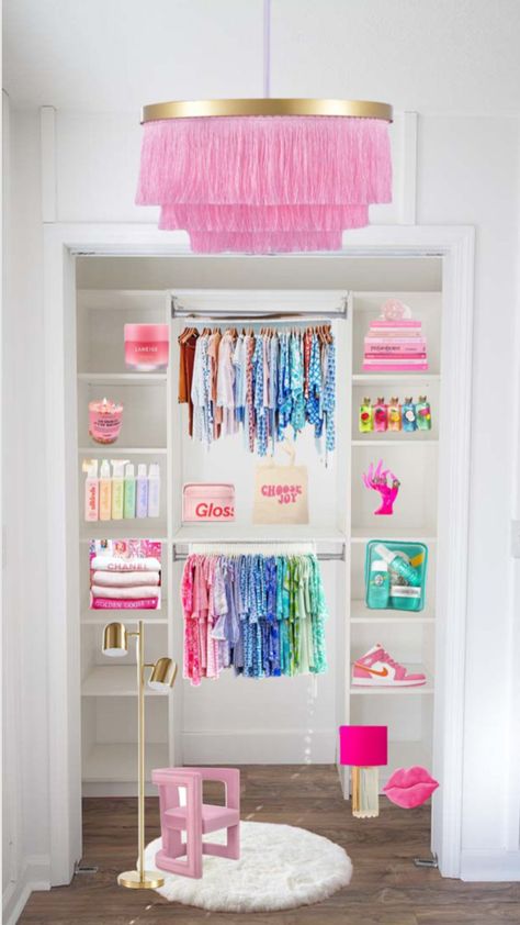 Preppy Closet, Girl Apartment Decor, Living Room Classic, Preppy Bedroom, Pinterest Room Decor, Preppy Room Decor, Preppy Room, Cute Bedroom Decor, Redecorate Bedroom