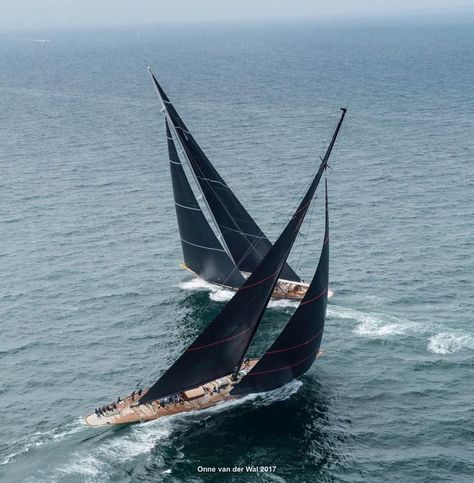 Americas Cup Yachts, Sailing Aesthetic, J Class Yacht, Navi A Vela, Classic Sailing, America's Cup, Sailing Vessel, Americas Cup, Charter Boat