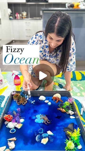 Water Play Day Activities, Science Activities For Babies, Under The Sea Eyfs Craft, Water Sensory Bin Ideas, Ocean Science Experiments For Kids, Ocean Experiments For Kids, Ocean Day Activities For Kids, Sea Life Activities For Preschool, Water Play Eyfs