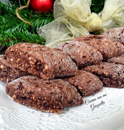 Egg White Cookies, Christmas Cookie Cake, Italian Cookies, Almond Cookies, Italian Desserts, Cookie Cake, Bari, Puglia, Chocolate Cookie