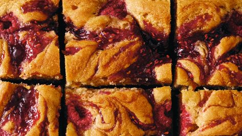 Peanut Butter and Jam Cake With Raspberries J Cake, Scotcheroos Recipe, Cake With Raspberries, Cake Dessert Ideas, Bone Apple Tea, Dairy Free Products, Peanut Butter Rice Krispies, Epicurious Recipes, Jam Cake