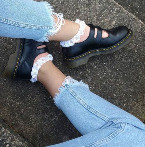 Cute and Classy Maryjanes Women Shoes, if you are looking for Summer Time Outfit, these are great pair of shoes. Martens Style, Mary Jane Shoe, Oxford Shoes Outfit, Doc Martens Outfit, Doc Martens Boots, Tennis Shoes Outfit, Womens Black Booties, Womens Mary Janes, Prom Shoes