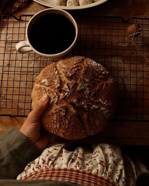 Bread Aesthetic, The Art Of Slow Living, Art Of Slow Living, Wild Hair, Slow Life, Home Baking, Slow Living, Sourdough Bread, Simple Pleasures