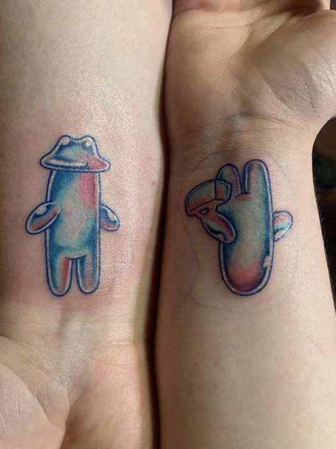 Bubble Buddy Tattoo, Cartoon Matching Tattoos, Spongebob Matching Tattoos, Matching Spongebob Tattoos, Sister Tats, Spongebob Tattoo, Cartoon Tattoo Ideas, Bestie Tattoos, 90s Tattoos