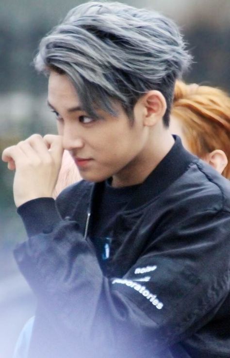 Mingyu Hair Color, Hair Colour Korean, Grey Hair Color Men, Grey Hair Colour, Grey Hair Styles, Blonde Hair Korean, Silver Hair Men, Boys Colored Hair, Dark Grey Hair