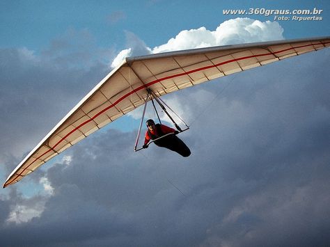 Hang Glider Tattoo, Hand Gliding, Sky Gliding, Hang Gliders, Air Plain, Hang Glider, Heli Skiing, Air Sport, Army Helmet