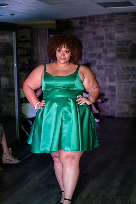 Emerald Green Dress Plus Size, Green Satin Short Dress, Green Dress Plus Size, Plus Size Runway, Satin Short Dress, Runway Model, Emerald Green Dresses, 23rd Birthday, Satin Short