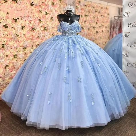 ANGELSBRIDEP Off Shoulder Quinceanera Dresses Vestidos De 15 Anos 3D Lace Applique Court Train Sky Blue Quinceanera Dresses, Baby Blue Quinceanera, Light Blue Quinceanera Dresses, Princess Quinceanera Dresses, Blue Quinceanera Dress, Xv Dresses, Blue Sweet 16, Quinceanera Themes Dresses, Quinceñera Dresses