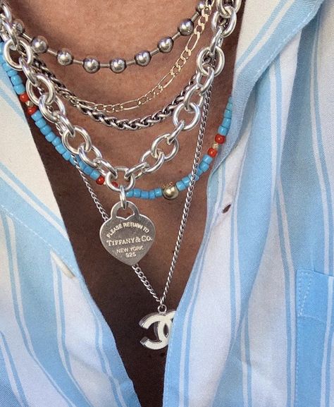 Hair Parfum, Chain Necklace Outfit, Beaded Necklace Outfit, Paul Jason Klein, Paul Klein, Mens Ring Designs, Live Your Truth, Necklace Outfit, Tiffany Necklace