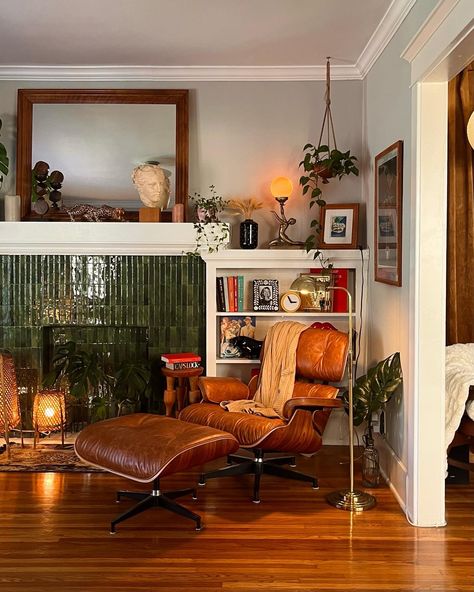 Casa Vintage, Apartment Decor Inspiration, Dream House Interior, Apartment Inspiration, Living Room Inspo, Dream House Decor, Apartment Design, House Inspo, Dream Home Design