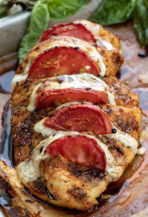 Mozzarella Tomato Stuffed Chicken with Balsamic Glaze Chicken With Balsamic Glaze, Tomato Stuffed Chicken, Chicken Caprese Sandwich, Braised Chicken Recipes, Tomato Stuffed, Hasselback Chicken, Mozzarella Tomato, Balsamic Glazed Chicken, Caprese Recipes