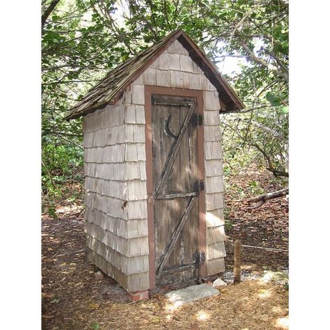 Build a Modern - and Non Smelly - Outhouse for your Back Yard. Nice for when the water and or power fails.... Modern Outhouse, Outhouse Plans, Cape Florida Lighthouse, Florida Lighthouses, Out Houses, Bathroom Solutions, Emergency Prepping, Waste Disposal, Camping Survival