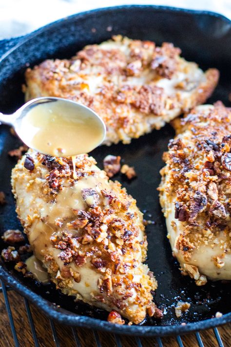 bourbon pecan chicken in cast iron pan with sauce being poured over it by spoon Bourbon Pecan Chicken, Bread Crumb Chicken, Pecan Chicken, Homemade Recipes Dessert, Healthy Weeknight Meals, Chicken Meals, Breaded Chicken, Chicken Dishes Recipes, Delicious Dinner Recipes