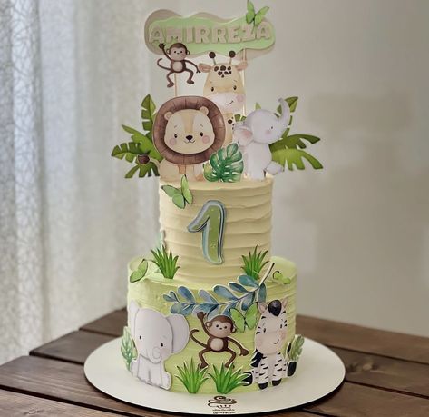 Pastel Safari, Cake Pic, Jungle Theme Cakes, Monkey Birthday Parties, Bday Celebration, Baby Birthday Decorations, English Activities For Kids, Monkey Birthday, Creative Birthday Cakes