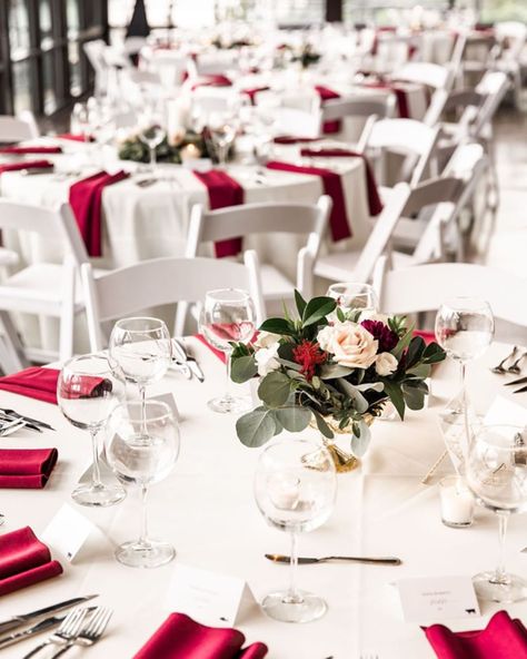 White and Burgundy Wedding Table Setting Burgundy Wedding Table Setting, White And Burgundy Wedding, Color Palette Romantic, Burgundy Wedding Table, Chic Romantic Wedding, Reception Designs, Wine Colored Wedding, Crimson Wedding, Pretty Tablescapes